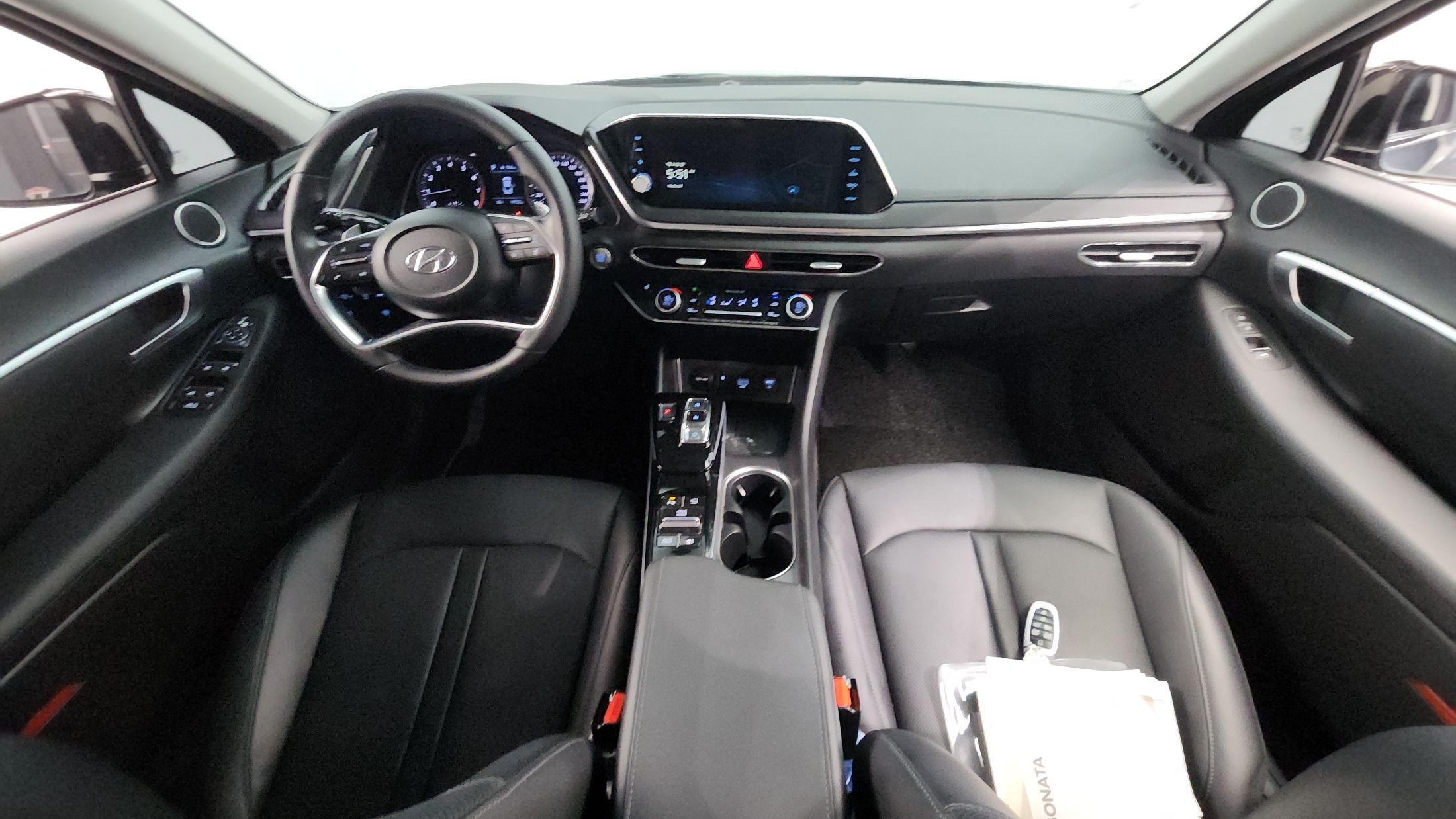 HYUNDAI SONATA DN8 2019