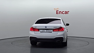 BMW 5-SERIES G30 2018