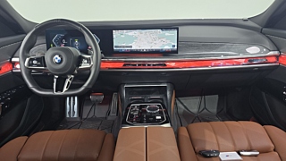 BMW 7-SERIES G70 2024