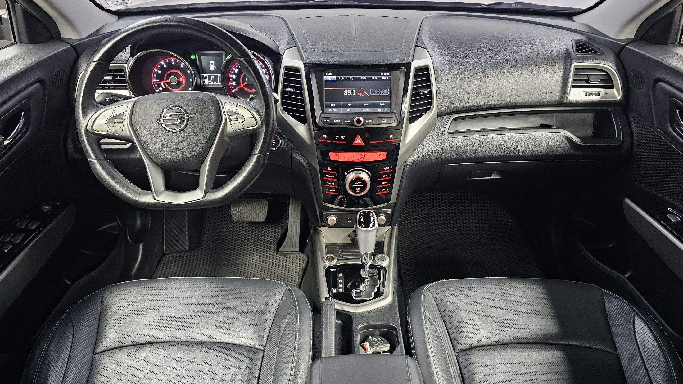 SSANGYONG TIVOLI 2016