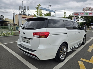KIA CARNIVAL 2016