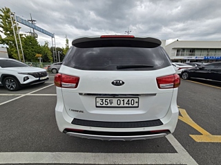 KIA CARNIVAL 2016
