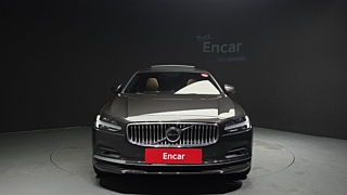 VOLVO S90 2021