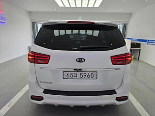 KIA CARNIVAL 2019
