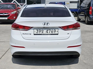 HYUNDAI AVANTE AD 2017