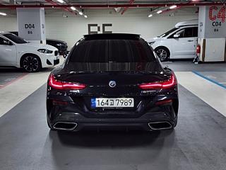 BMW 8-SERIES G15 2022