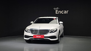 MERCEDES BENZ E-CLASS W213 2020