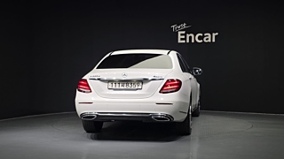 MERCEDES BENZ E-CLASS W213 2020