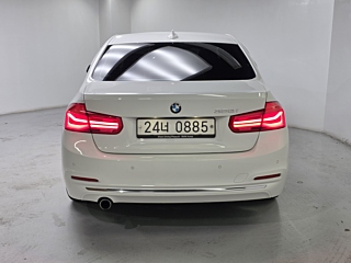 BMW 3-SERIES F30 2016