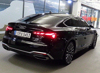 AUDI A5 F5 2023