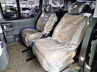 HYUNDAI STARIA 2025