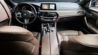 BMW 5-SERIES G30 2020