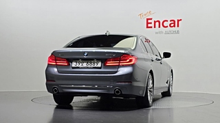 BMW 5-SERIES G30 2018