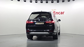 BMW X7 G07 2021