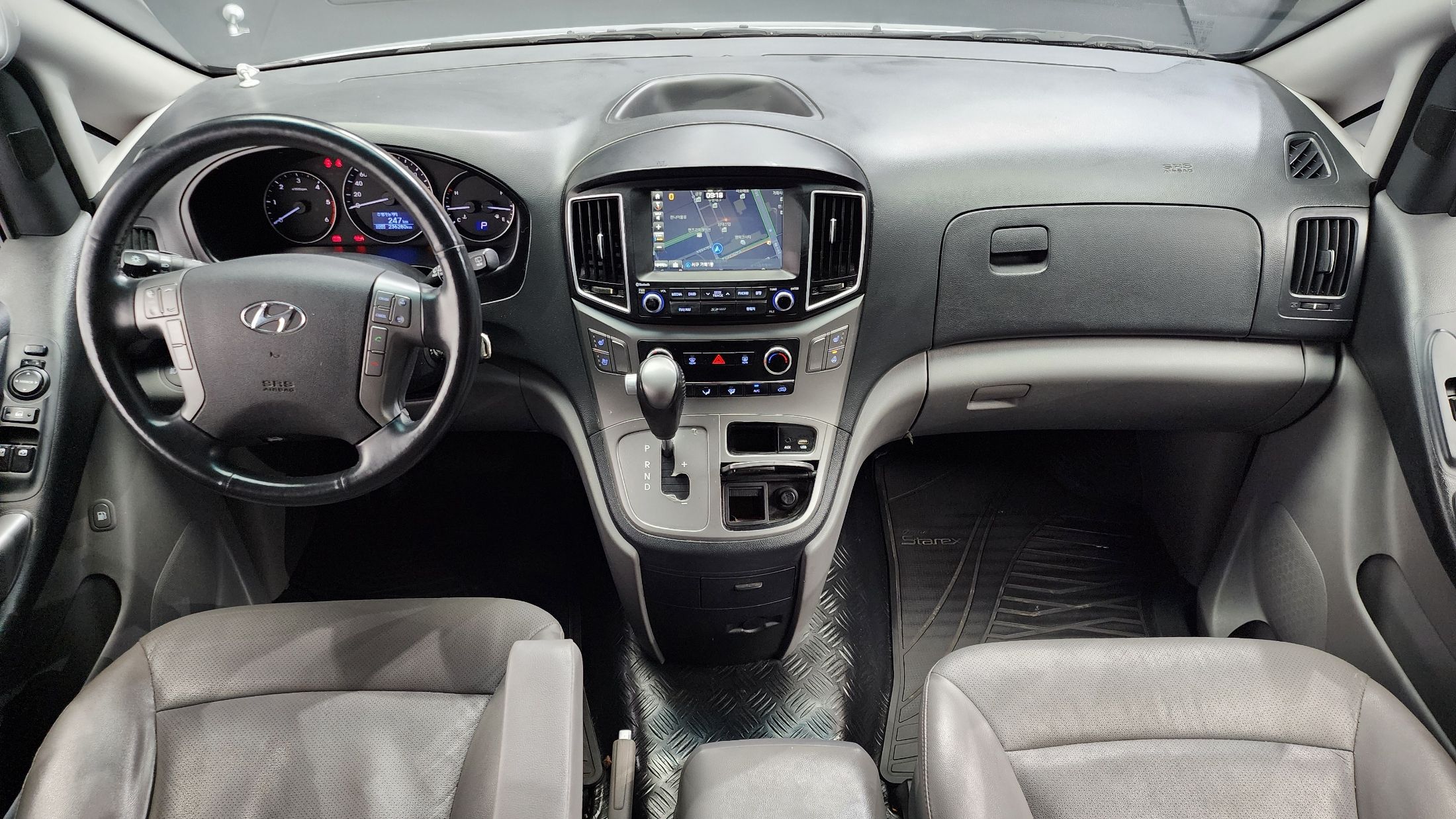 HYUNDAI STAREX GRAND 2017