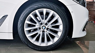 BMW 5-SERIES G30 2018