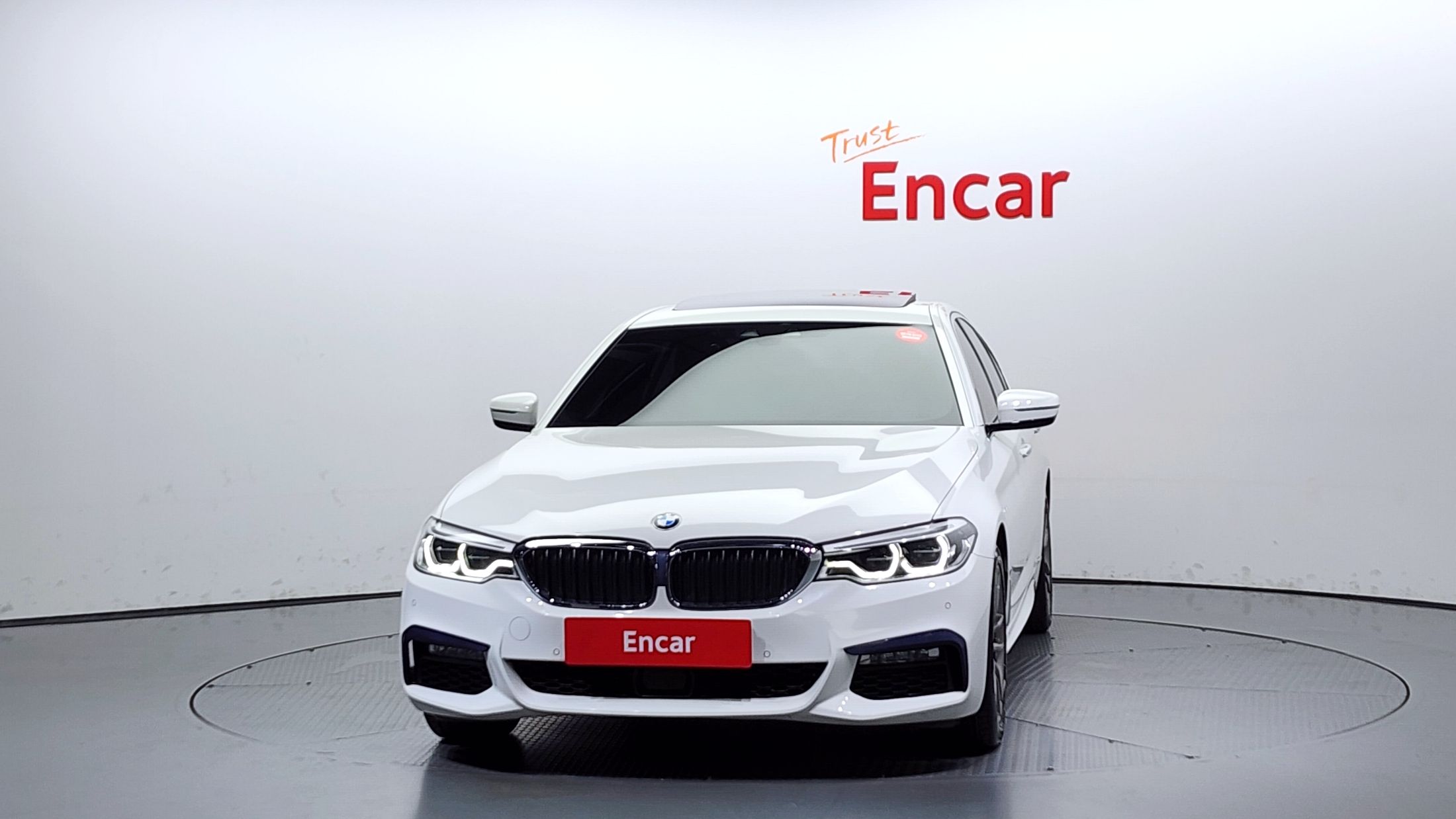 BMW 5-SERIES G30 2017