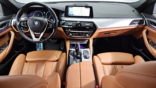 BMW 5-SERIES G30 2017