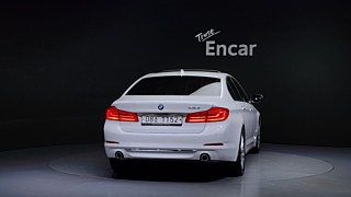 BMW 5-SERIES G30 2018