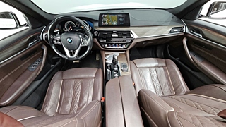 BMW 5-SERIES G30 2017