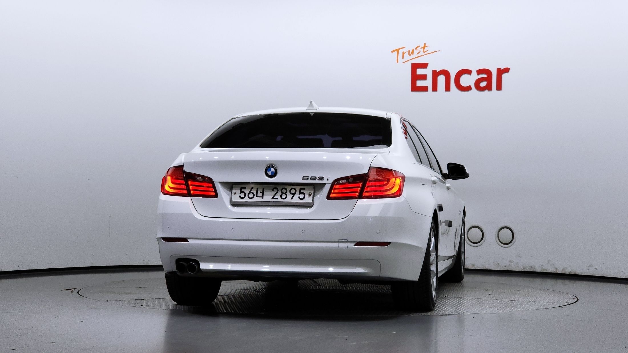 BMW 5-SERIES F10 2013