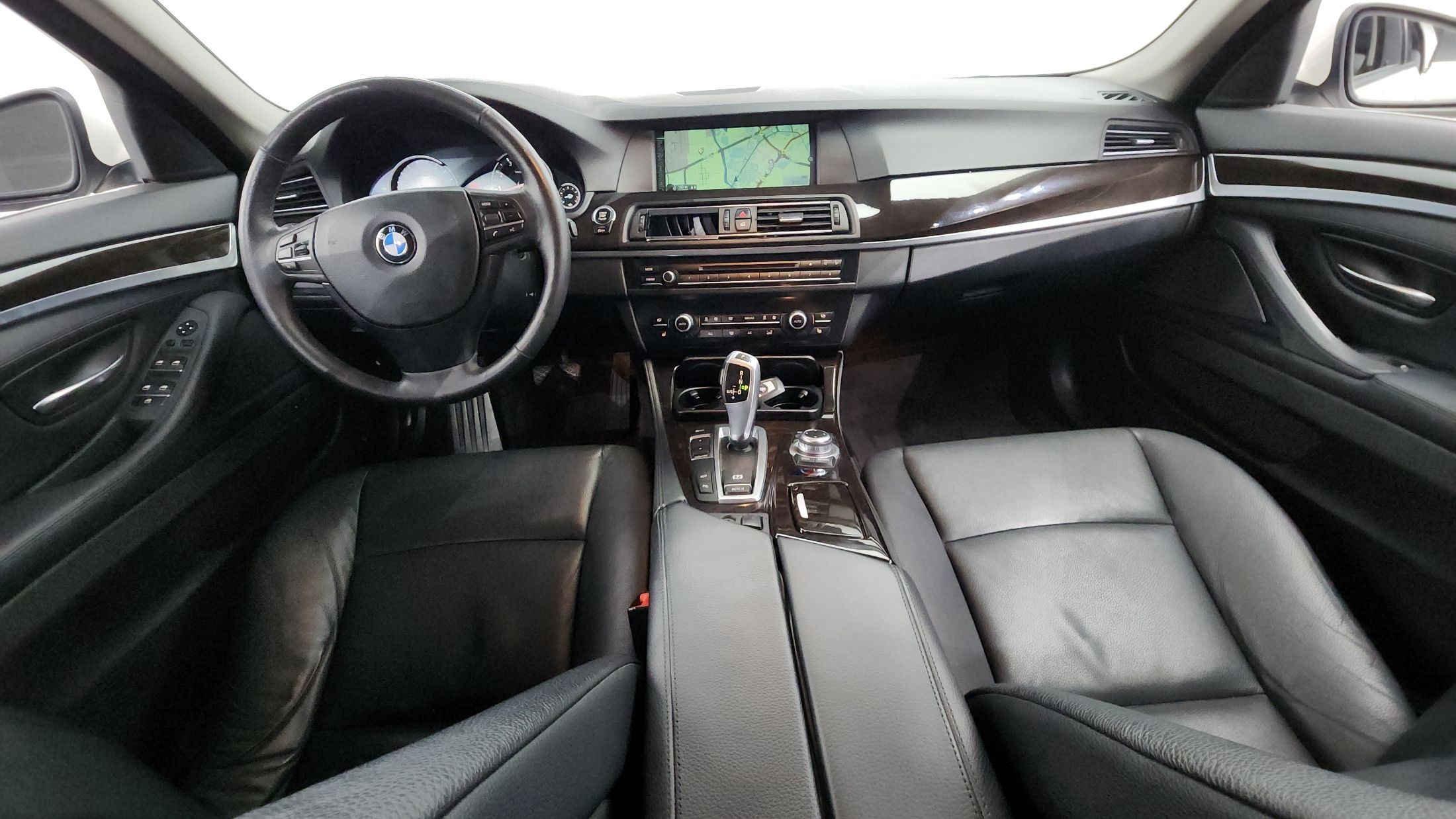 BMW 5-SERIES F10 2013
