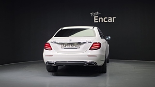 MERCEDES BENZ E-CLASS W213 2020