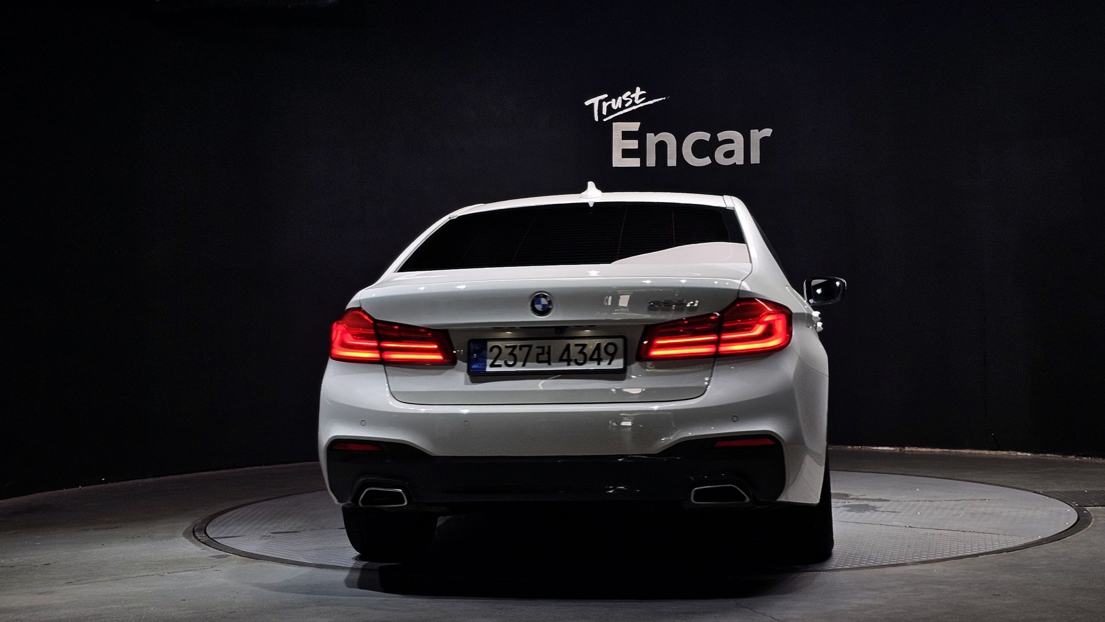 BMW 5-SERIES G30 2018