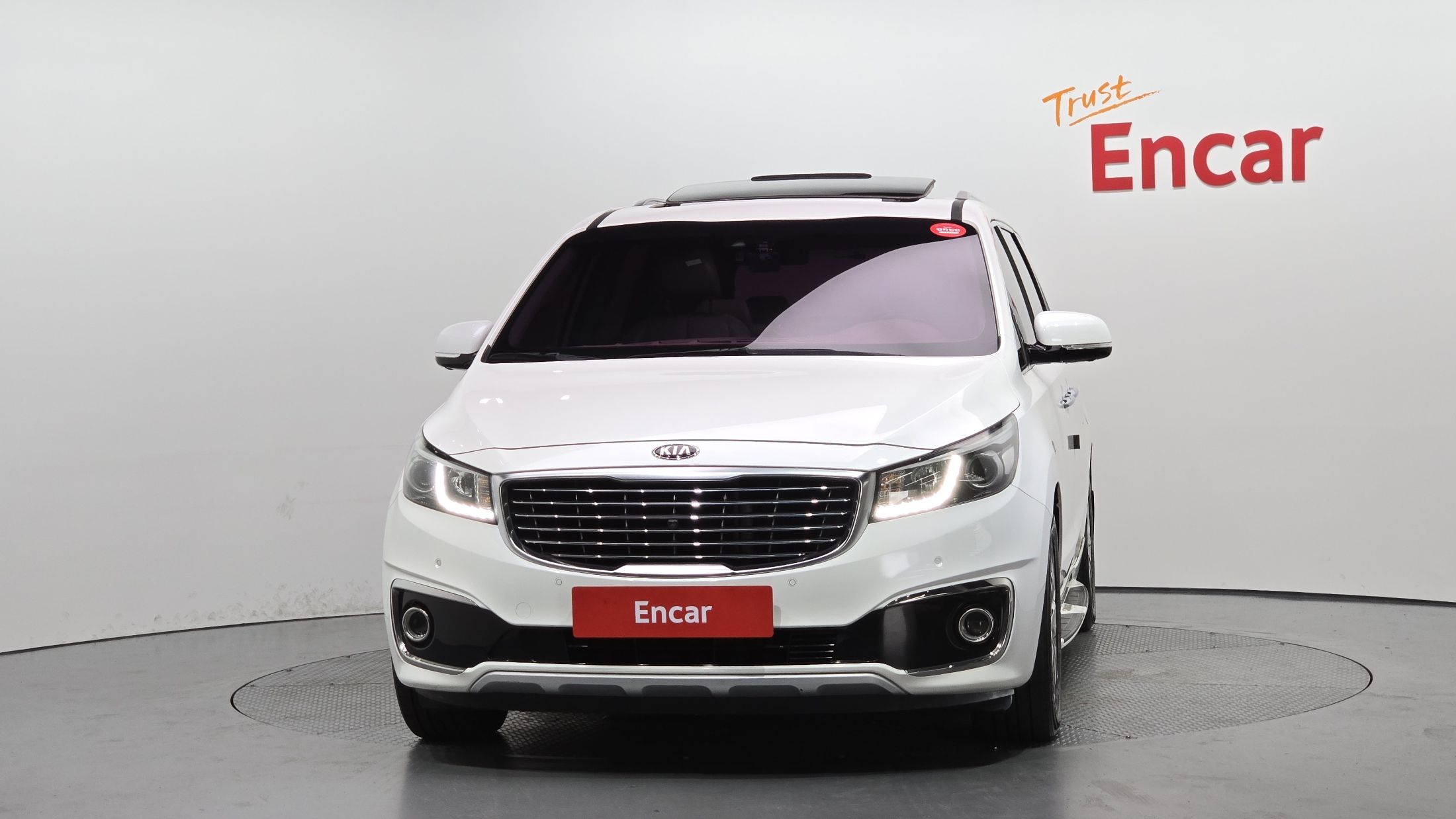 KIA CARNIVAL 2016