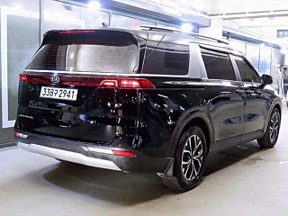 KIA CARNIVAL 2021
