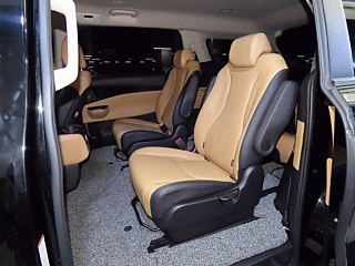 KIA CARNIVAL 2021