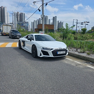 AUDI R8 4S 2017
