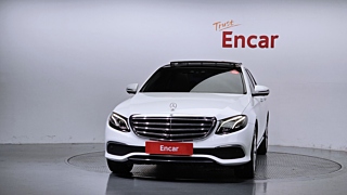 MERCEDES BENZ E-CLASS W213 2019