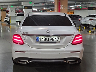 MERCEDES BENZ E-CLASS W213 2020