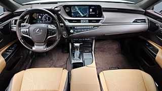 LEXUS ES300H 2020