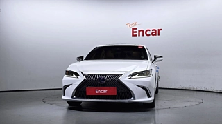 LEXUS ES300H 2020