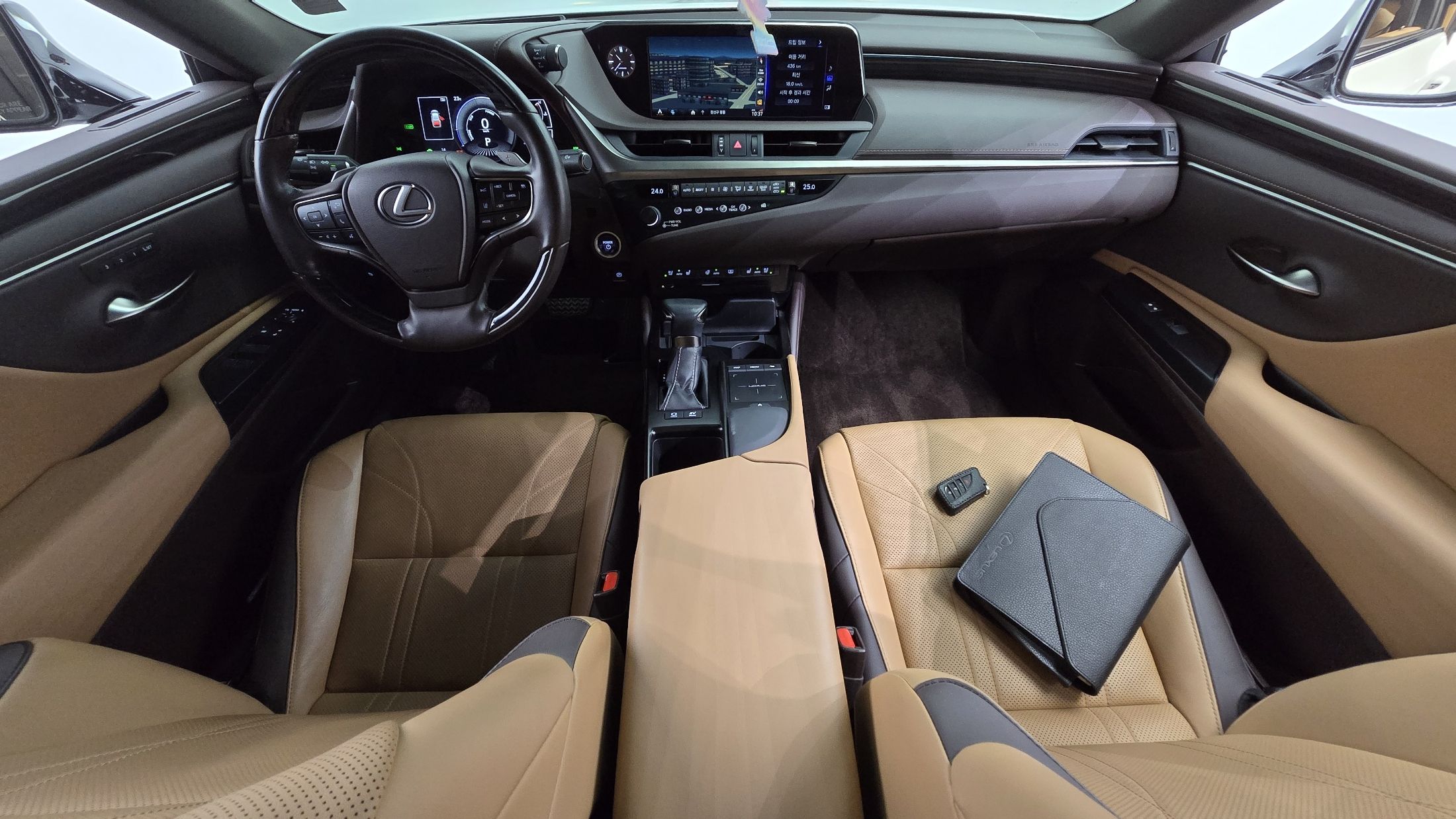 LEXUS ES300H 2020