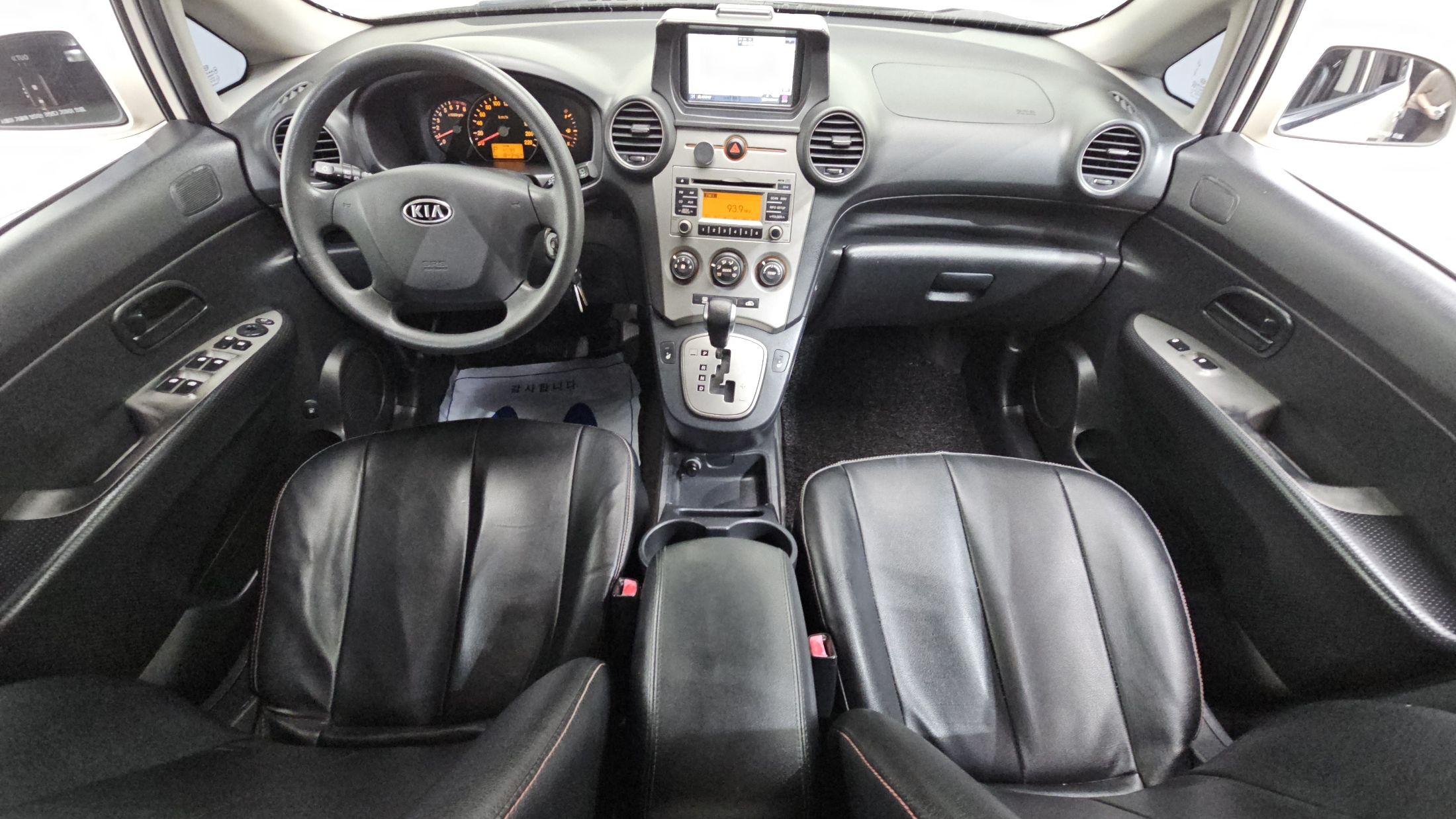 KIA CARENS 2010