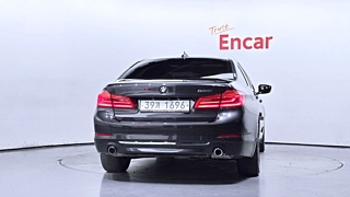 BMW 5-SERIES G30 2018