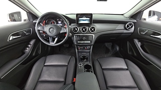 MERCEDES BENZ GLA-CLASS X156 2017