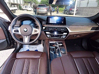 BMW 5-SERIES G30 2020