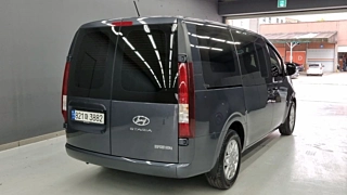 HYUNDAI STARIA 2022