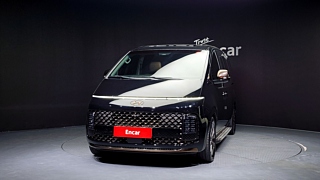 HYUNDAI STARIA 2023