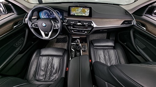 BMW 5-SERIES G30 2018