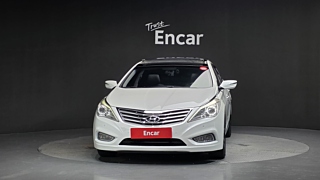 HYUNDAI GRANDEUR HG 2011