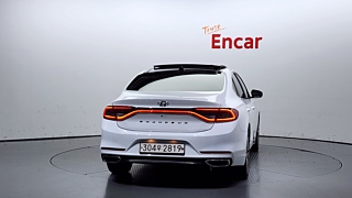 HYUNDAI GRANDEUR IG 2017
