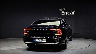 VOLVO S90 2024