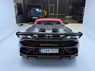 LAMBORGHINI HURACAN 2022