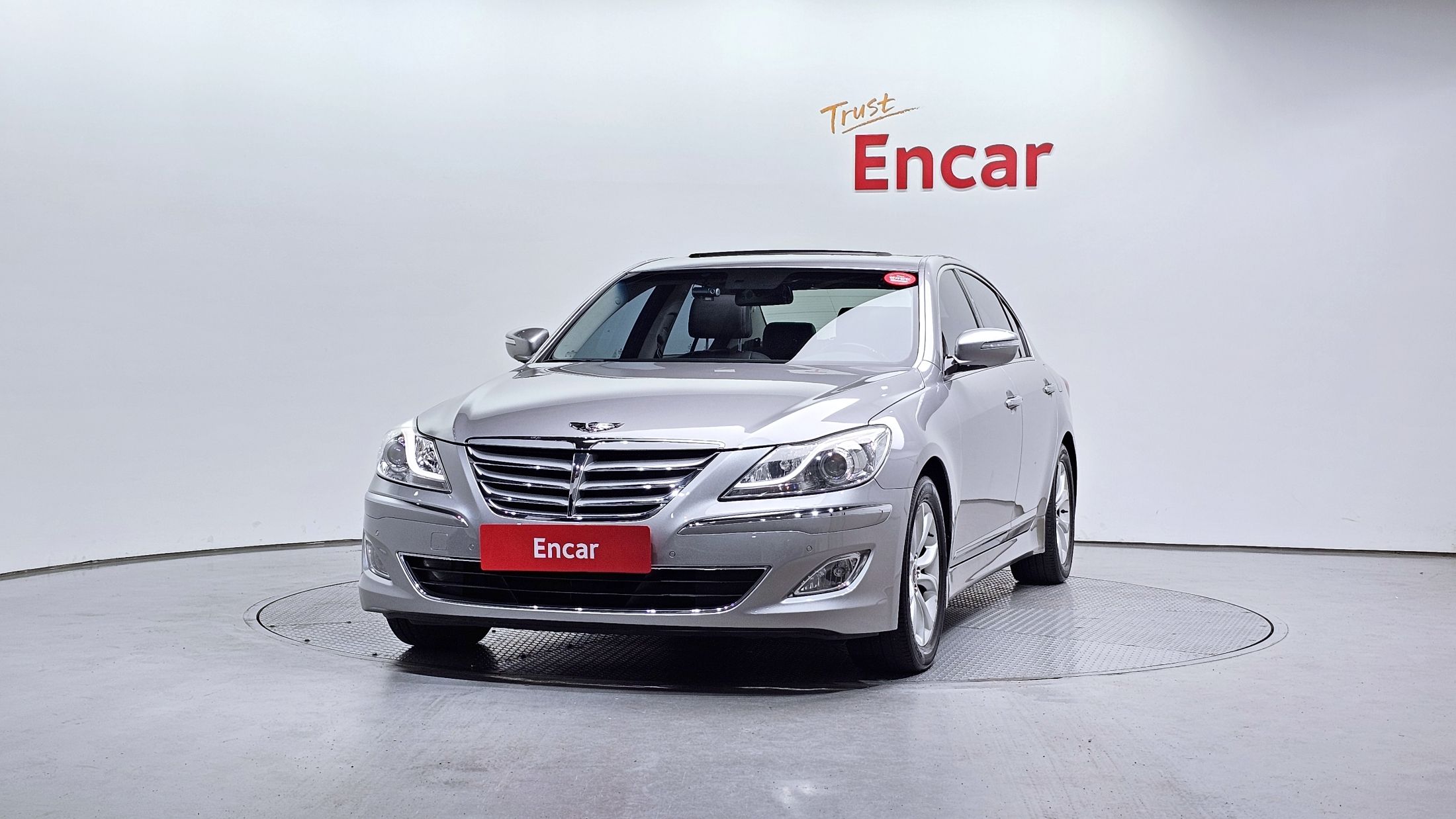 HYUNDAI GENESIS 2012