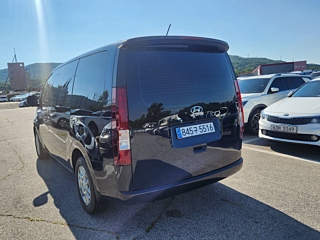 HYUNDAI STARIA 2023